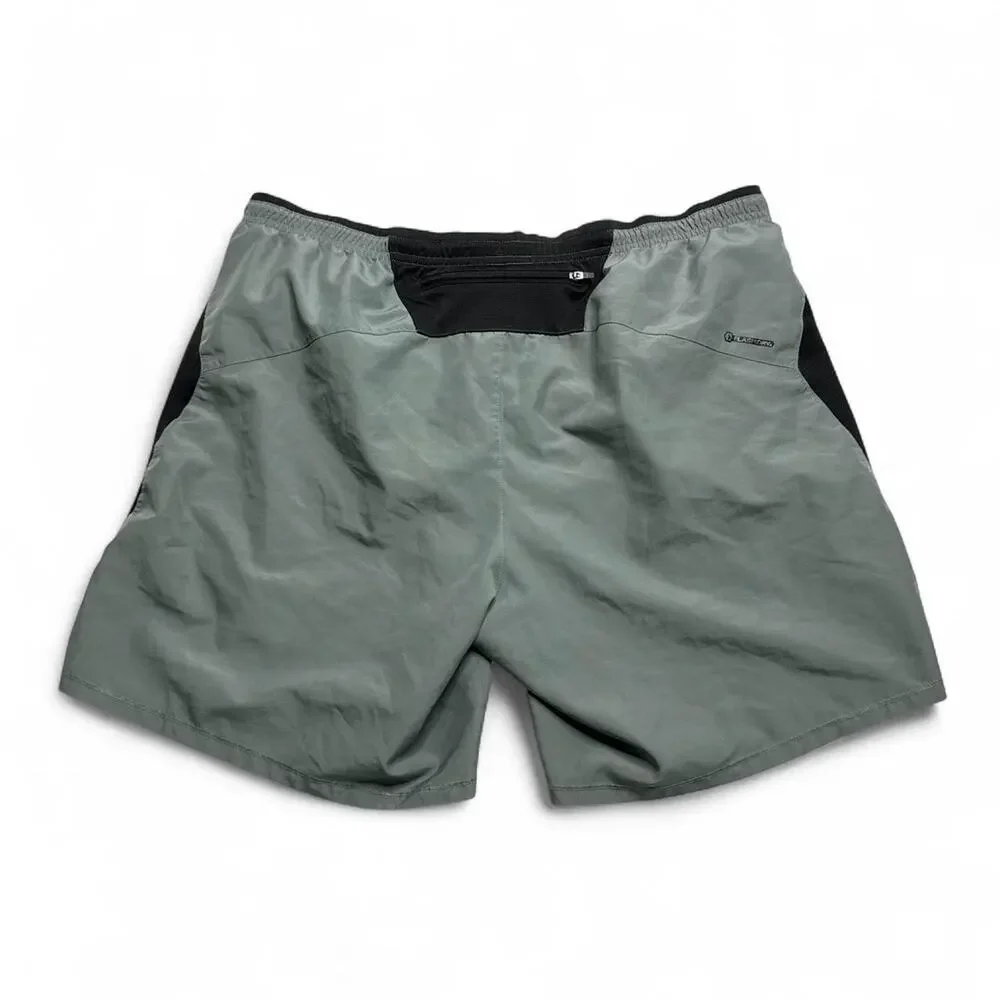The North Face FlashDry Running Shorts Gray Black Men’s Large